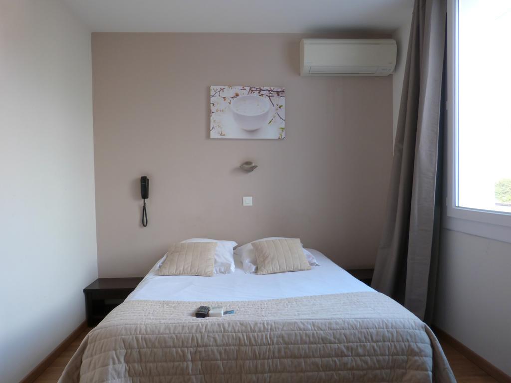 Blue Hotel La Seyne-sur-Mer Zimmer foto