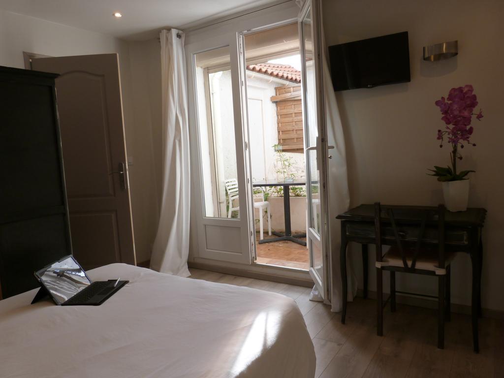 Blue Hotel La Seyne-sur-Mer Zimmer foto